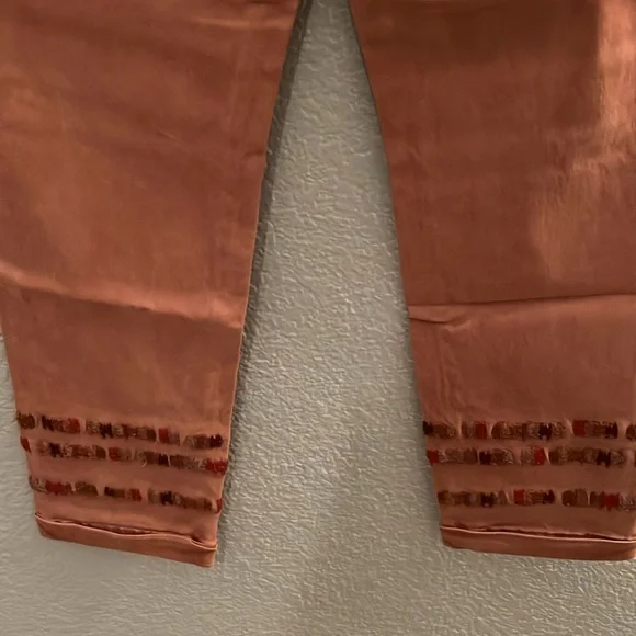 NWT Driftwood Mauve Embroidered Stitch Cuffed Leg Khaki Pants SZ M Drawstring - Picture 5 of 8